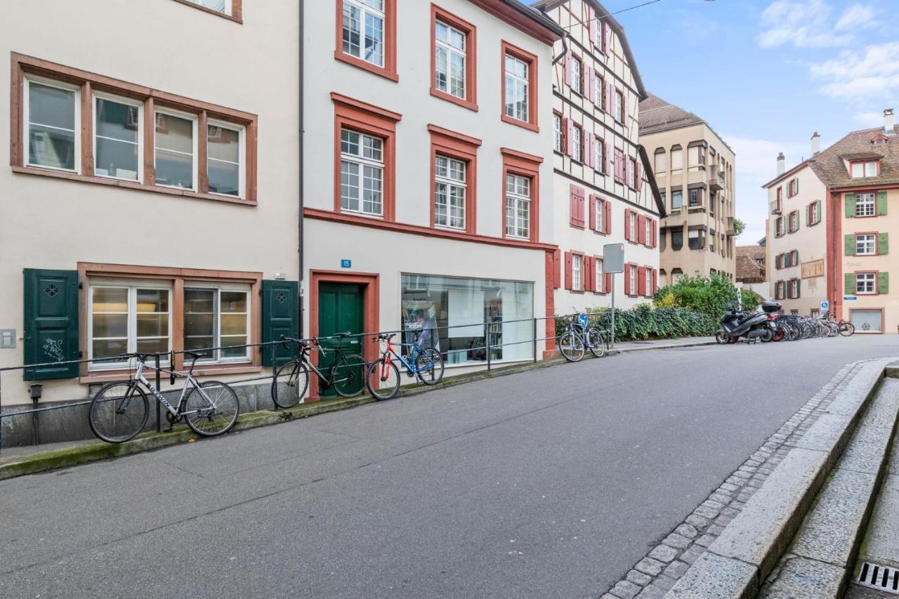 True Basel - Stadtwohnung I Rheinblick Zewnętrze zdjęcie
